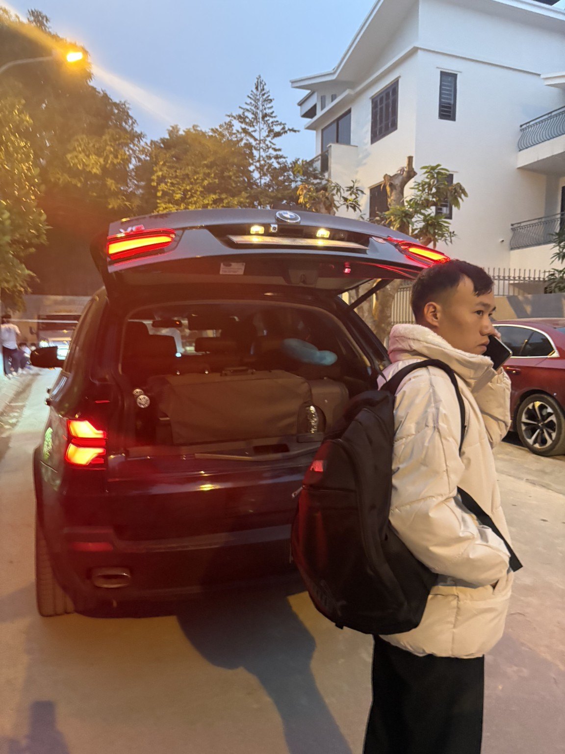 Hoạt động tư vấn và trình bày